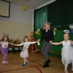 Wróżby Andrzejkowe w Szkole Podstawowej w Bańskiej Wyżnej – zdjęcie 16